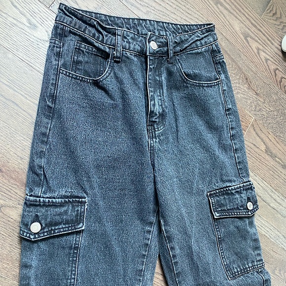 Cargo Style Jeans - Picture 6 of 6